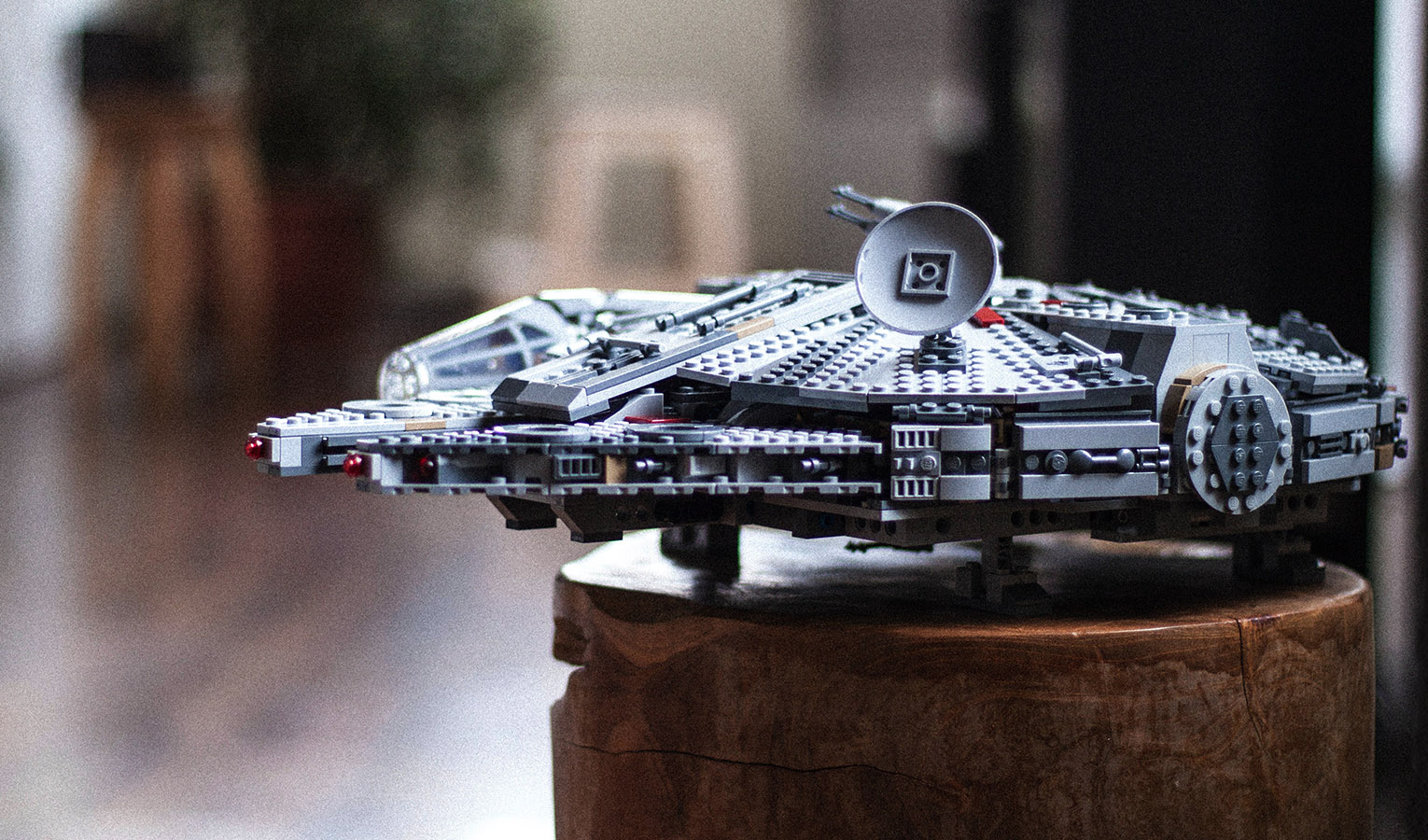 Lego für Erwachsene – LEGO Star Wars Millennium Falcon